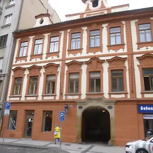 Guest house Dlouha