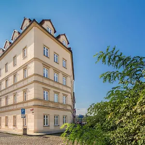 Hotel Le Petit
