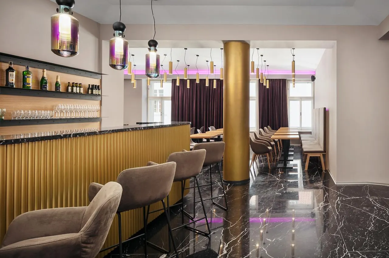 Hotel Moods Charles Bridge Praga