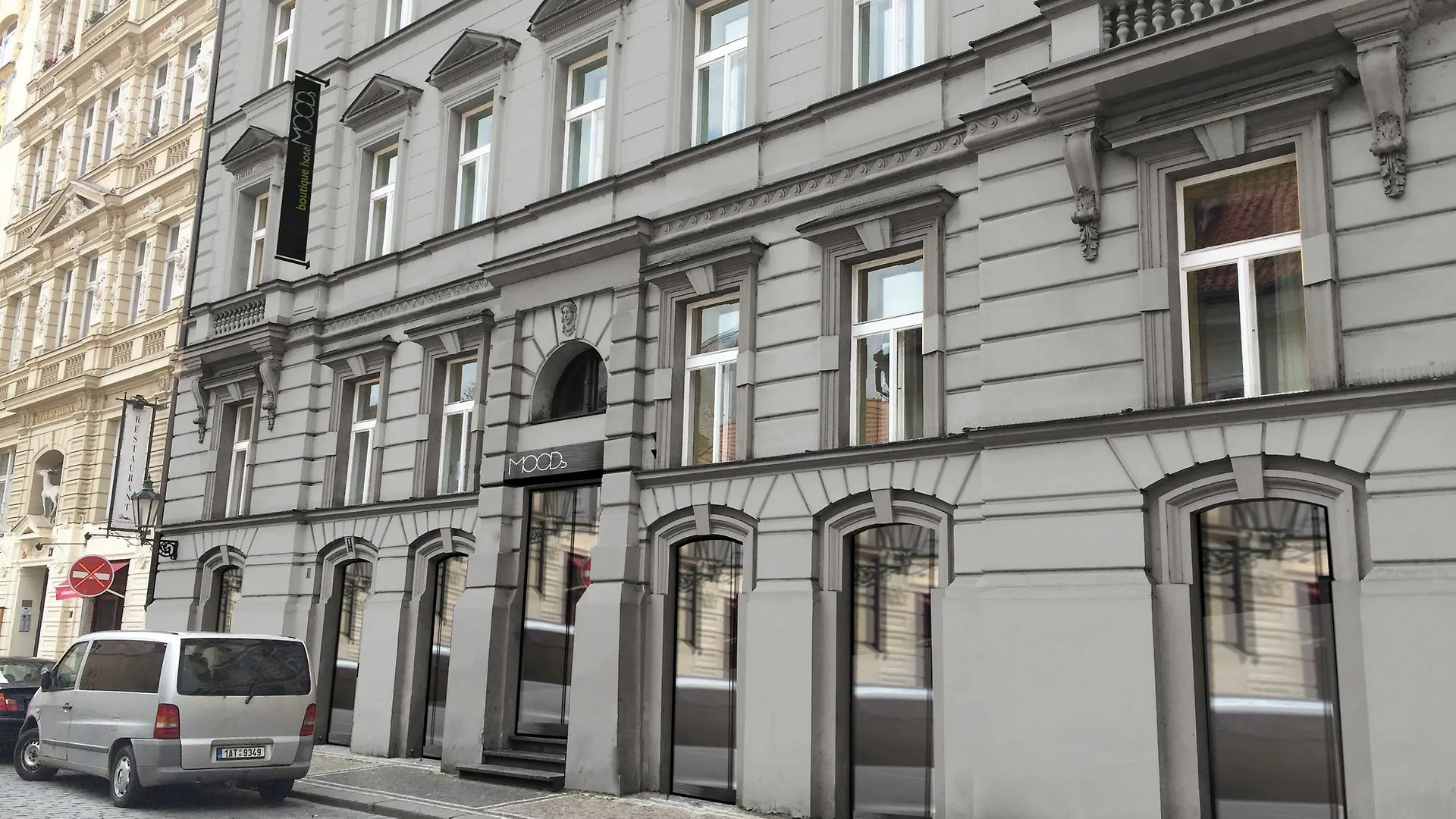****  Hotel Moods Charles Bridge Praga Czechy